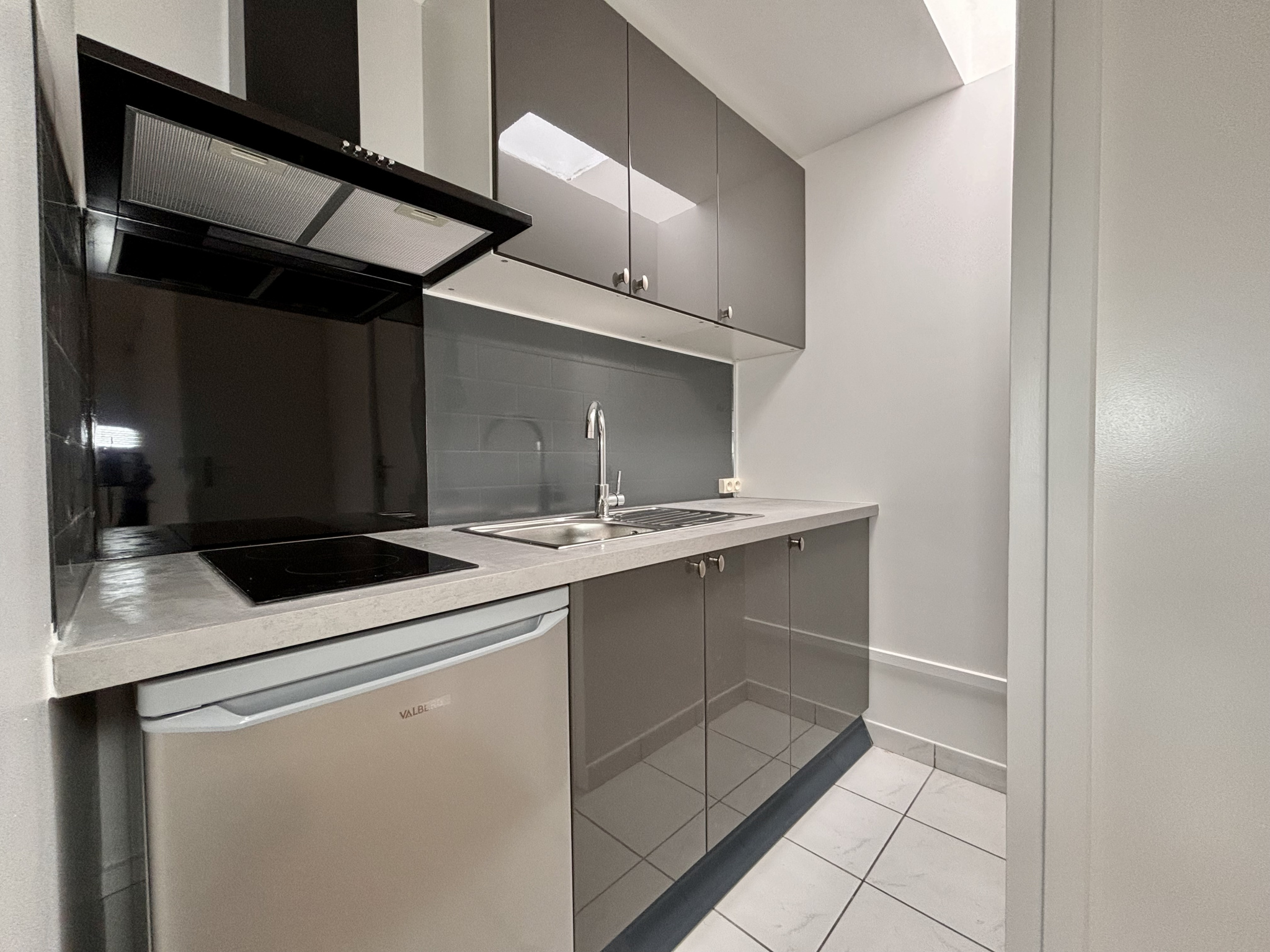 Studio Nanterre, limite Rueil