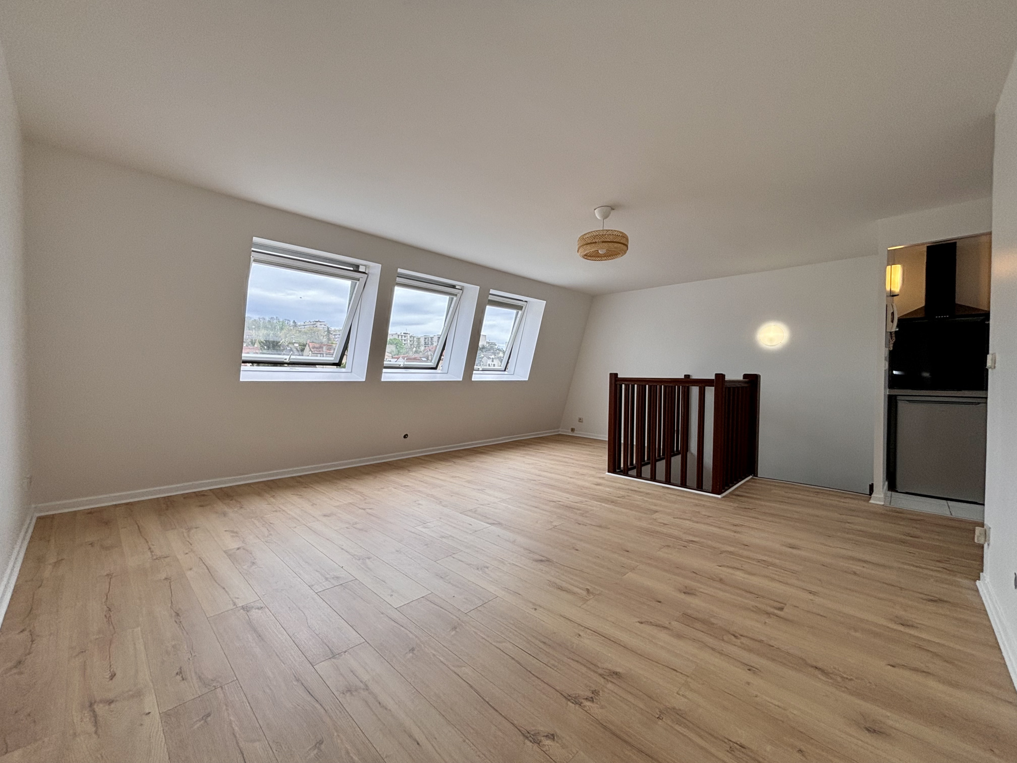 Studio Nanterre, limite Rueil