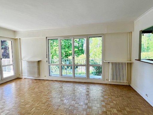 Grand appartement familial avec terrasse   Quartier de la Jonchère