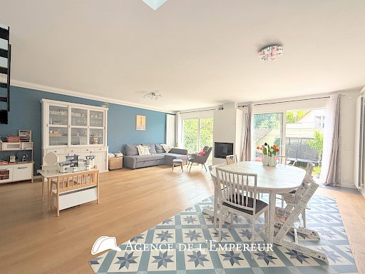 Maison en location meublée, 182 m2, 5 chambres, à 5 min à pied du RER A de Rueil