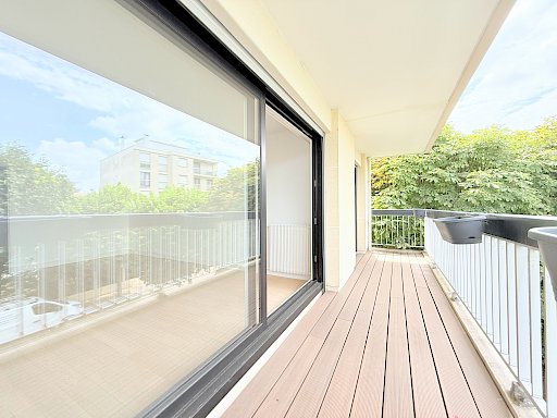 4 pièces traversant, 2e étage, résidence Beauharnais