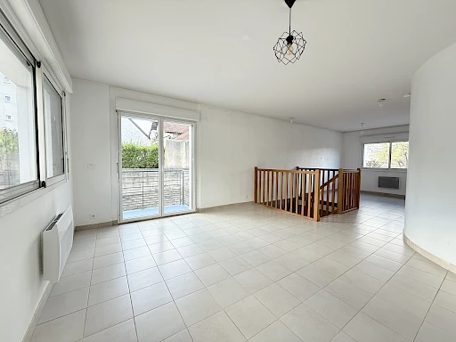 Rueil limite Suresnes