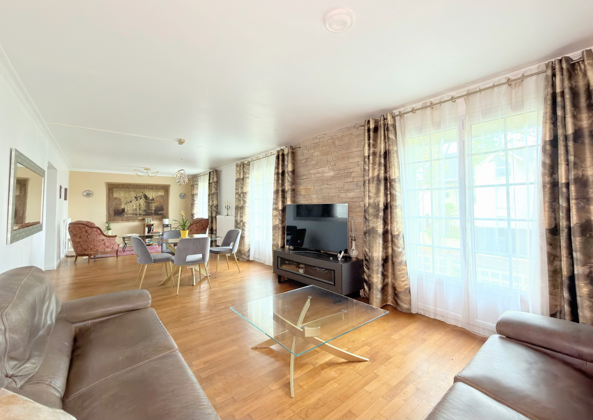 Maison familiale non mitoyenne de 140 m2 habitables, 4 chambres,