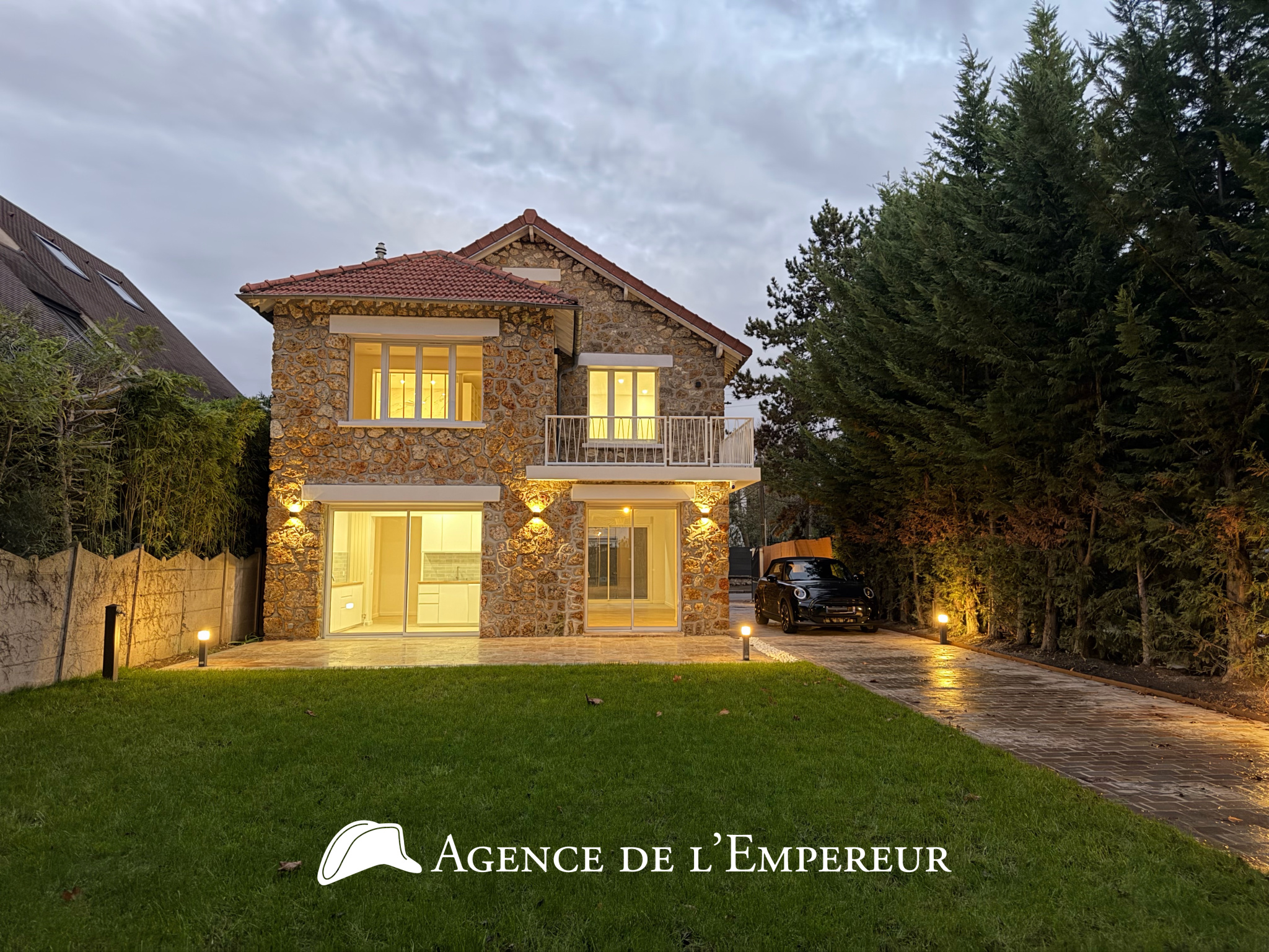 Maison familiale 5 chambres - jardin - garages - Rueil Malmaison