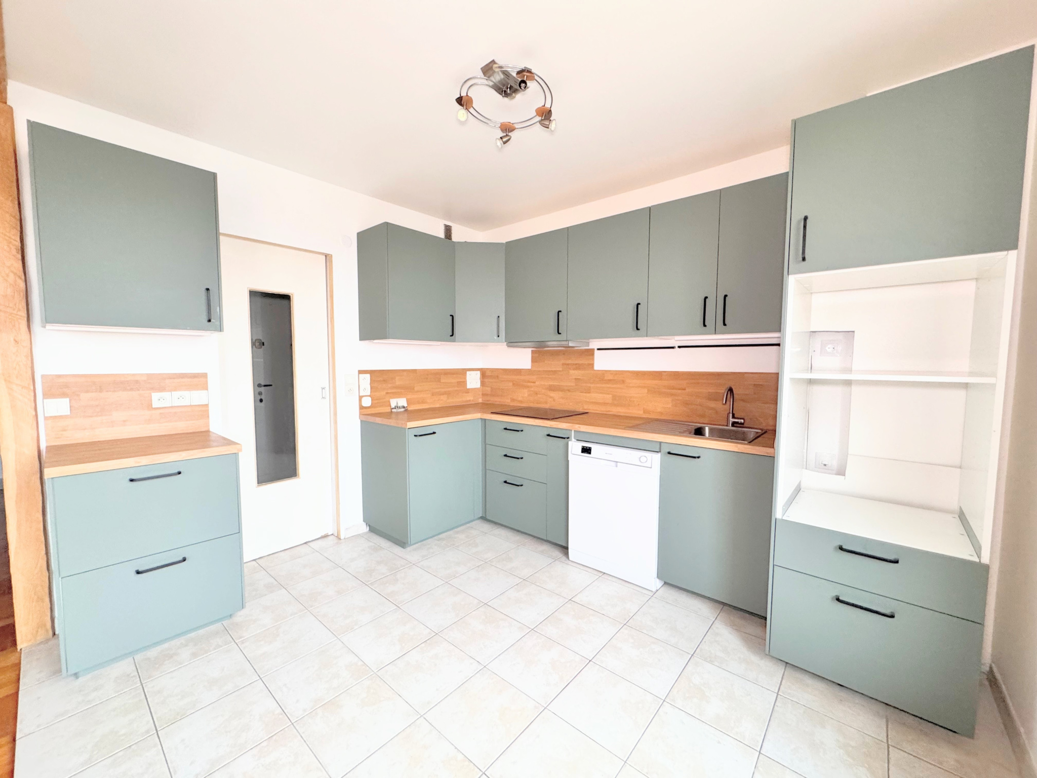 Grand 4 pièces, 3 chambres, à 2 minutes de l'hyper-centre