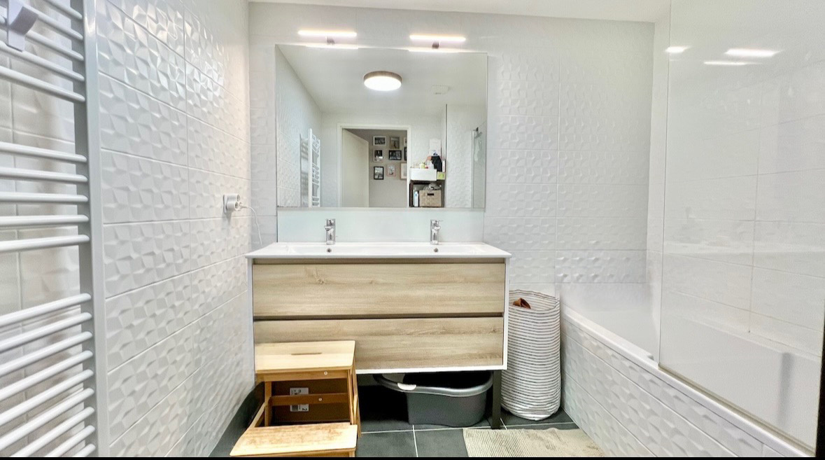 Appartement 3 pièces 59,27 m2 avec grand balcon et vue dégagée - Quartier Châtaigneraie