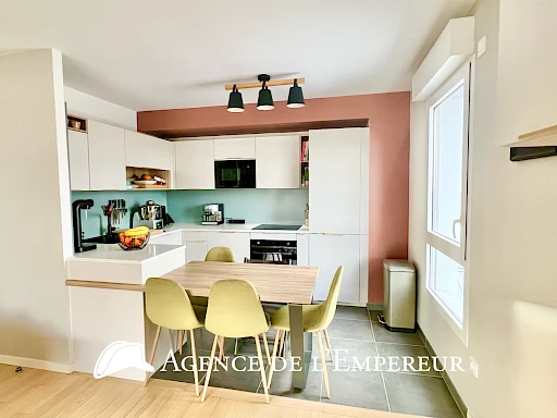 Appartement 3 pièces 59,27 m2 avec grand balcon et vue dégagée - Quartier Châtaigneraie