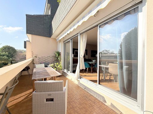 Appartement 4 pièces avec terrasse et box