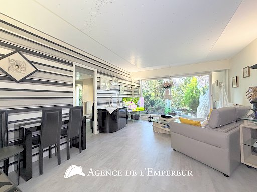 4 pièces traversant, jardin 26 m2 , DPE C, cave et parking