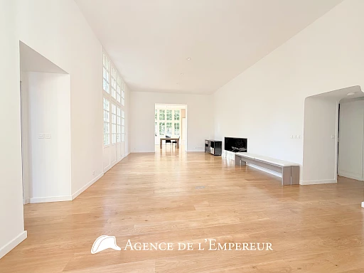 Demeure dans le Parc de la Malmaison, parcelle de 3 000 m2