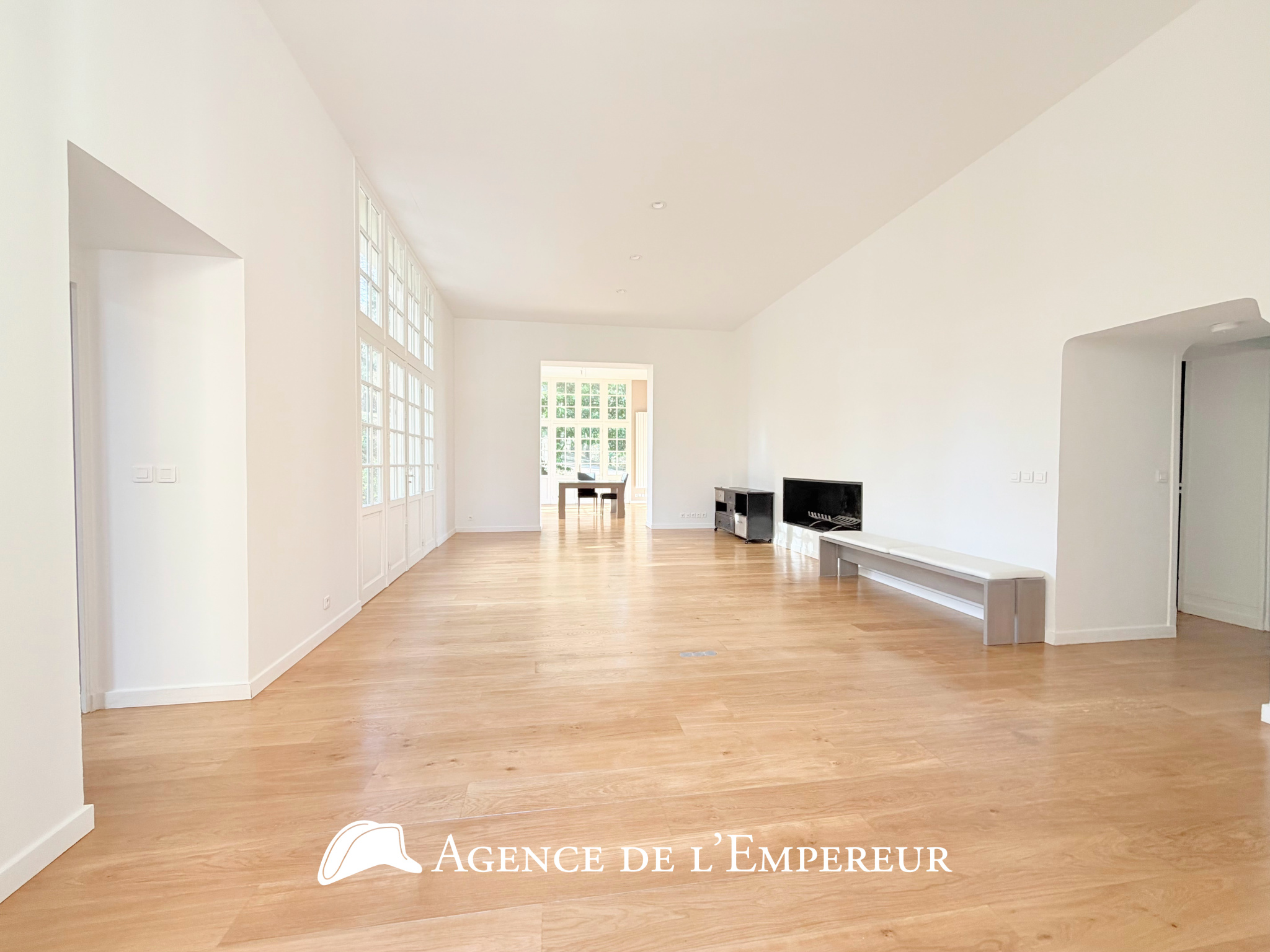 Demeure dans le Parc de la Malmaison, parcelle de 3 000 m2