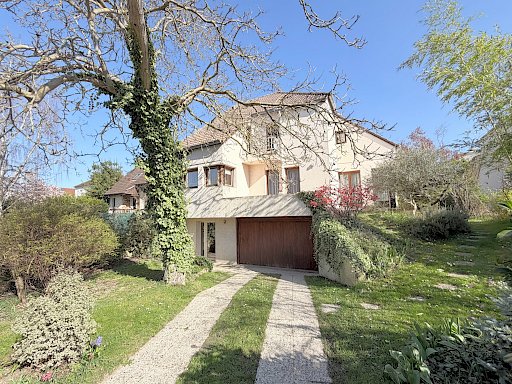 Maison 175 m2 - Parcelle 584 m2 - 6 chambres - Châtaigneraie/Richelieu