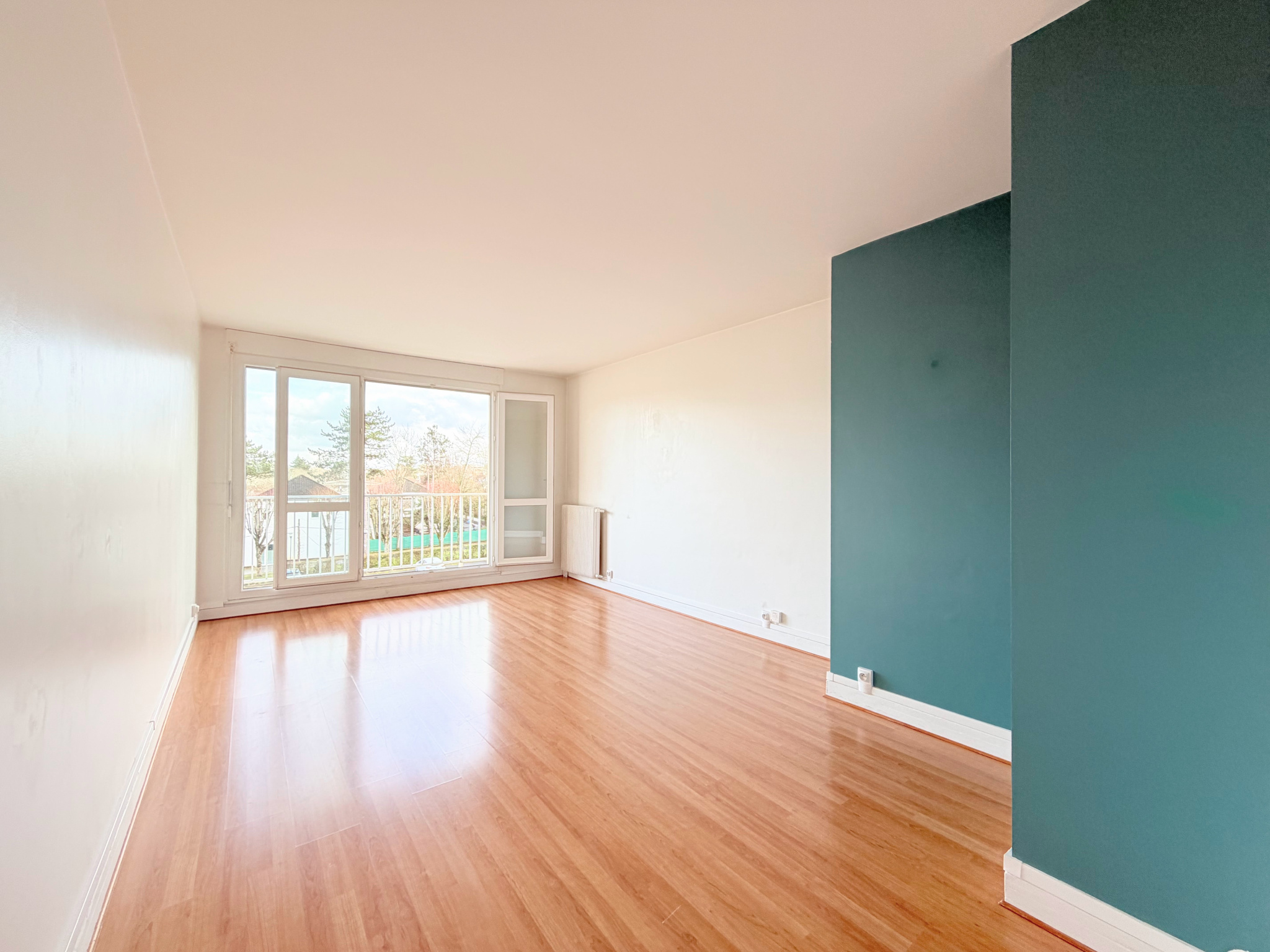 Lumineux 3 pièces - 63 m2 - 3e et dernier étage - Cave et parking