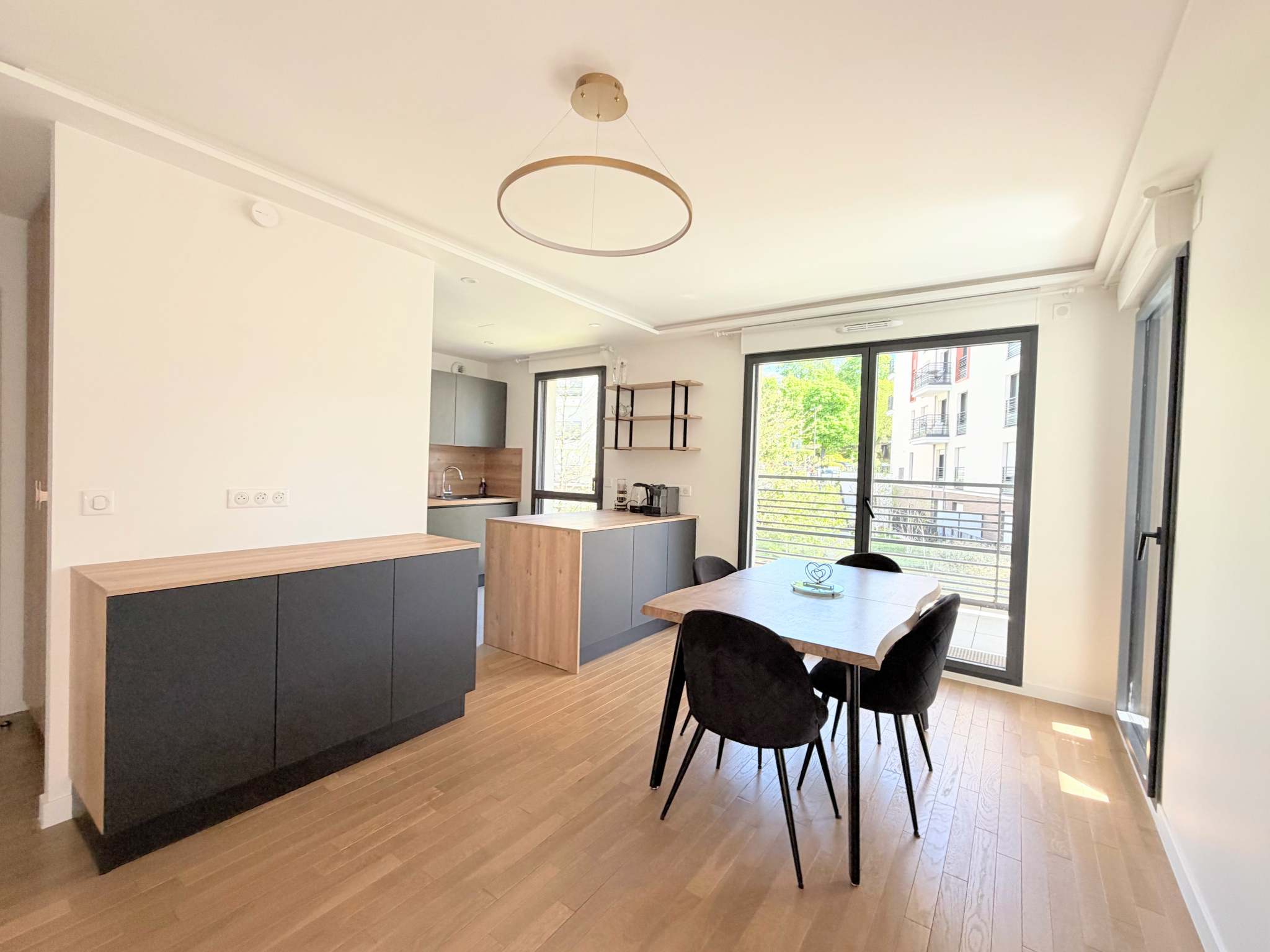 Magnifique 4 pièces de 80 m2 en location meublée
