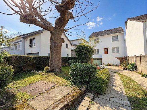 3 chambres - Maison de 91 m2 habitables sur sous-sol total (46 m2) - Parcelle 495 m2