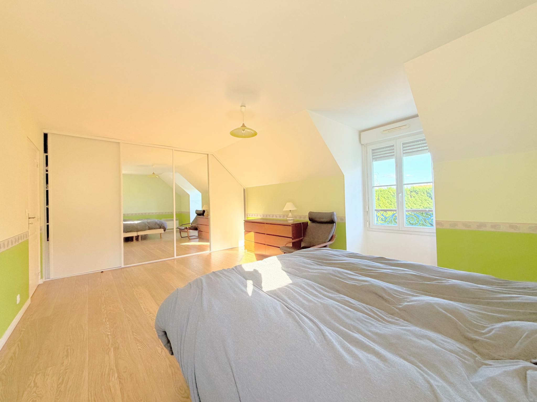 Maison Buzenval   DPE C, 4 chambres, jardin, garage et sous-sol