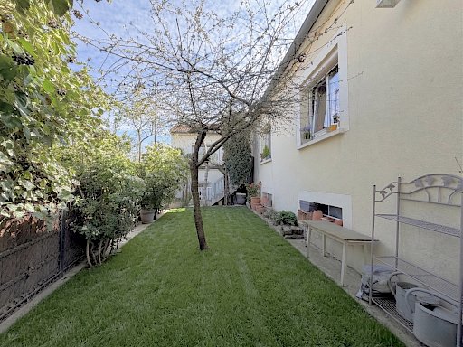 MAISON 4 CHAMBRES AU CALME À PROXIMITÉ DE LA PLACE BESCHE