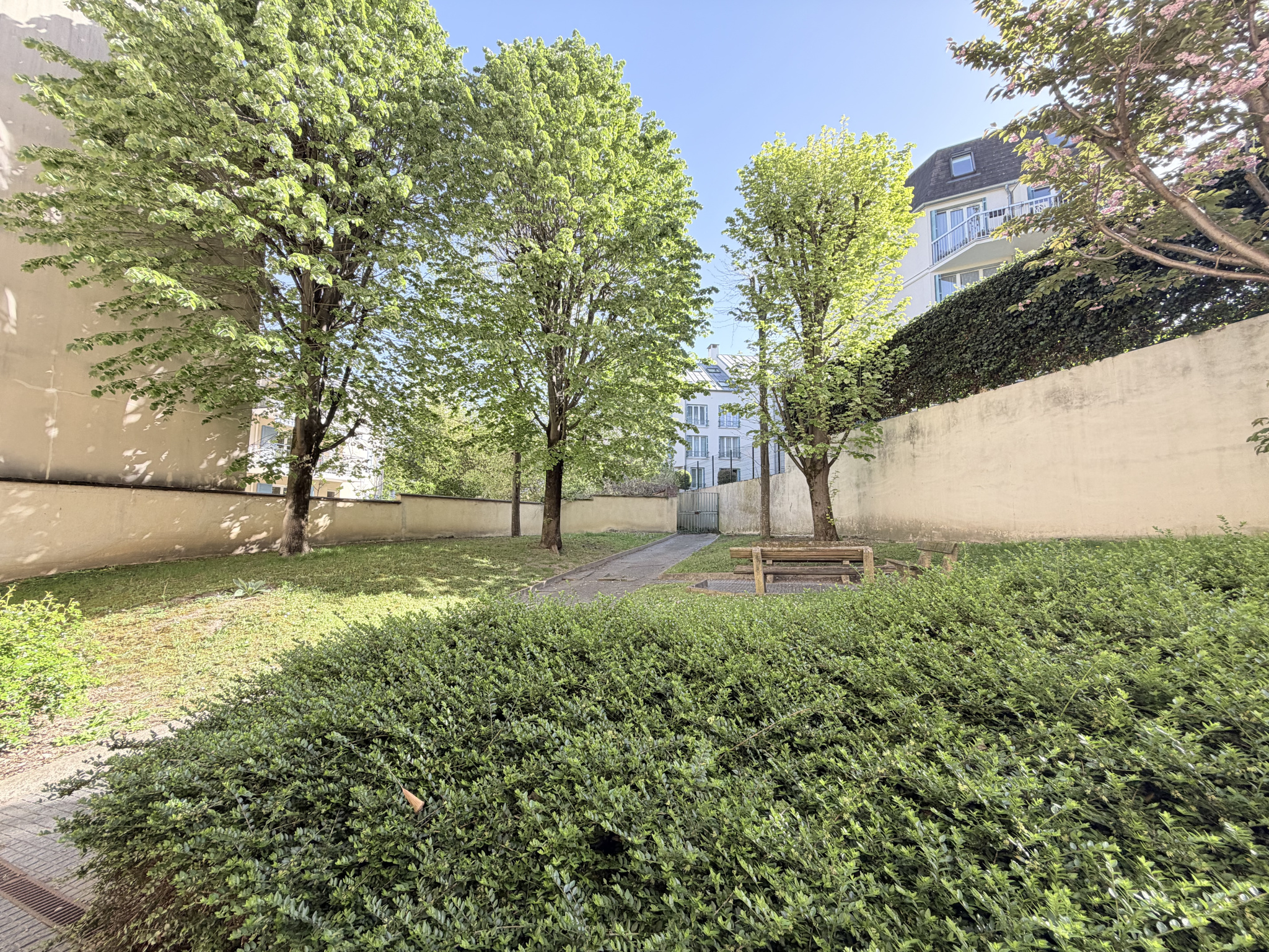 3 pièces avec parking, dernier étage, cœur de ville   DPE C