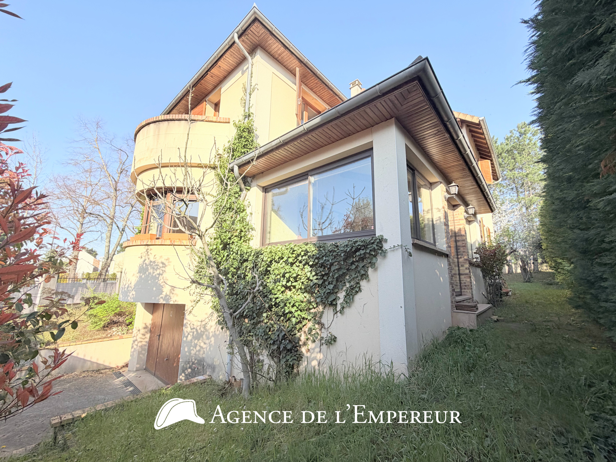 MAISON 7 PIÈCES BUZENVAL