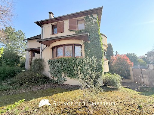 MAISON 7 PIÈCES BUZENVAL - 1