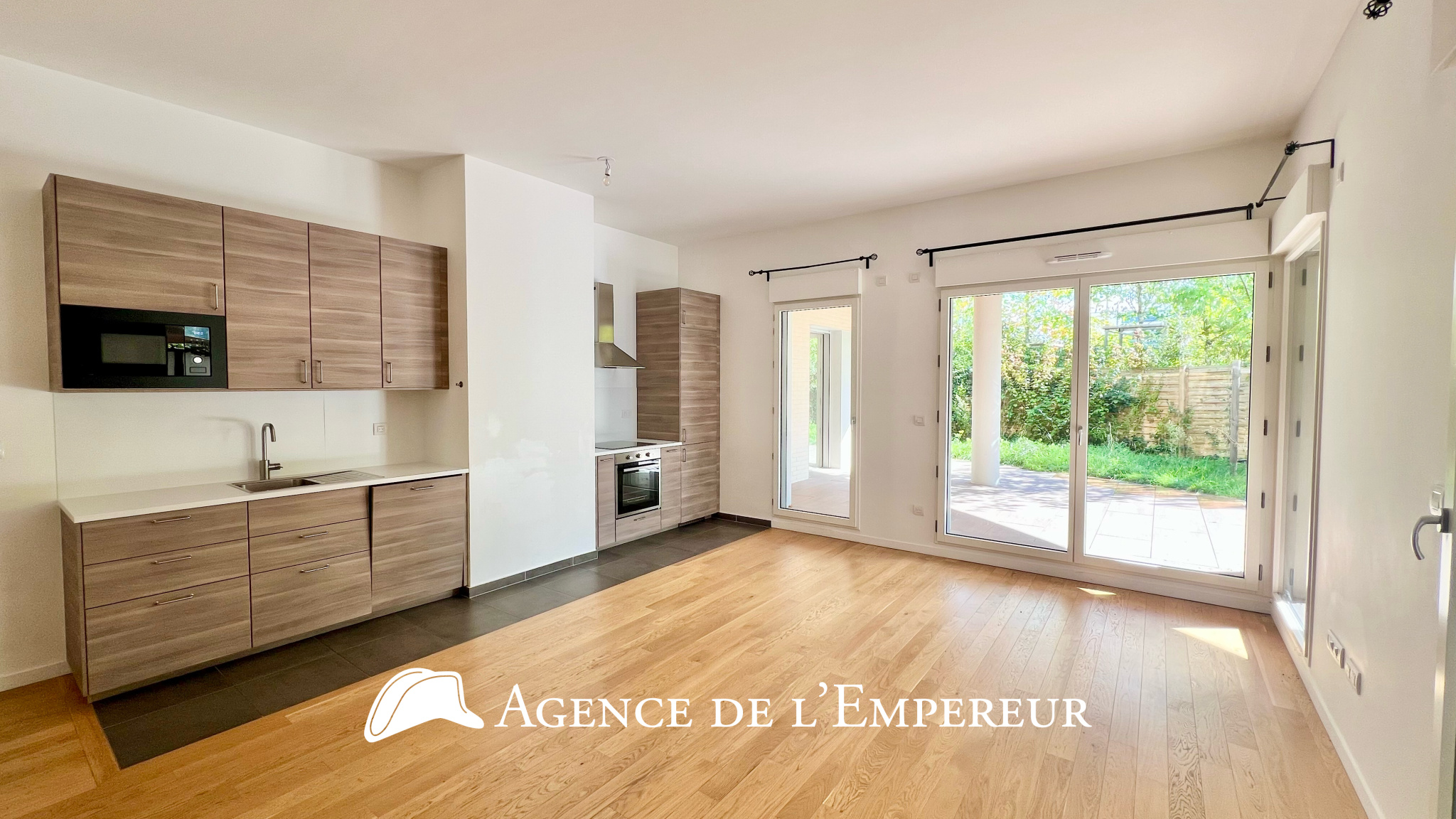 Appartement de 106 m2 avec jardin/terrasse de 140 m2 - ARSENAL