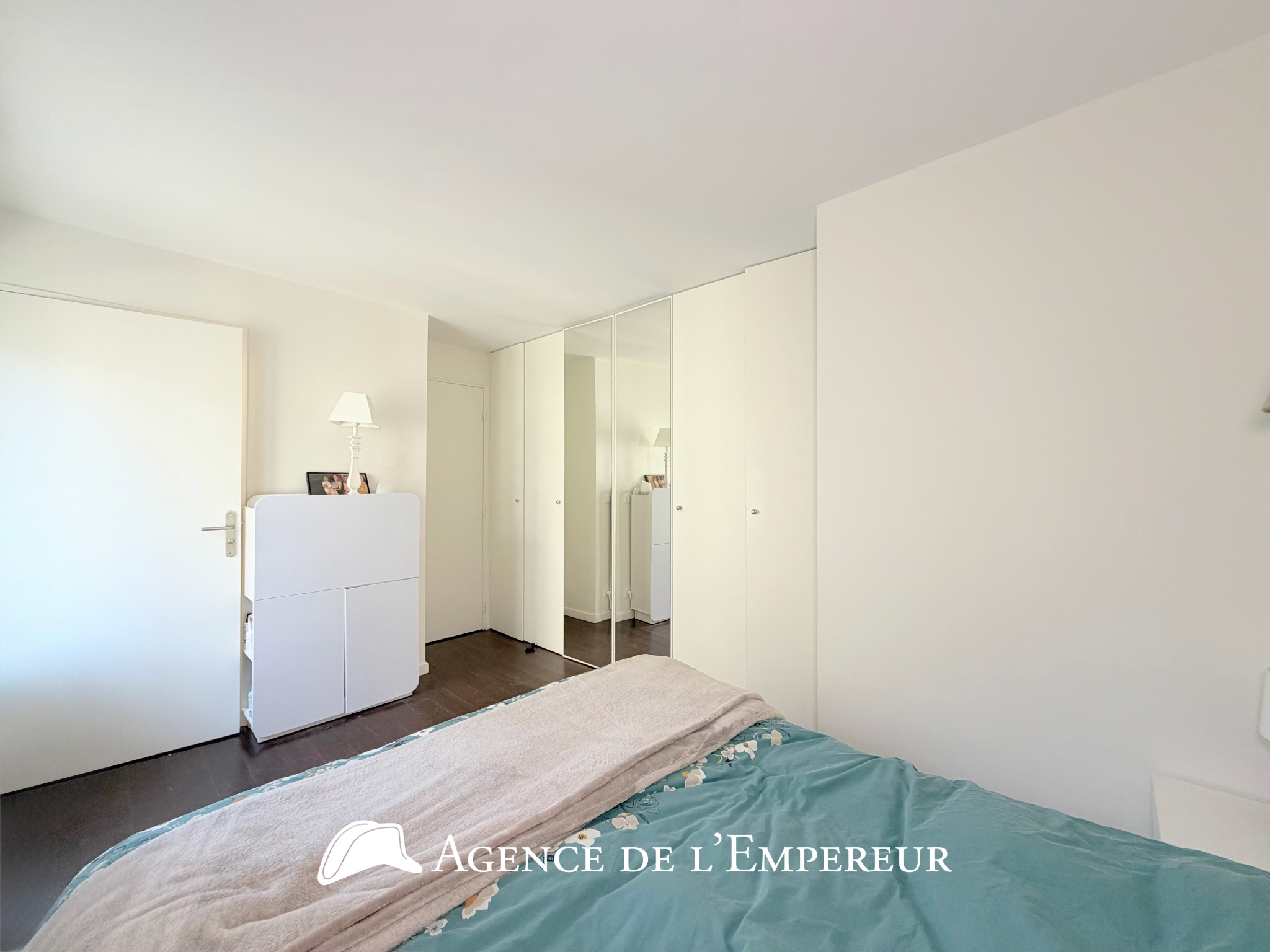4 Pièces de 84,1 m2 - Suresnes