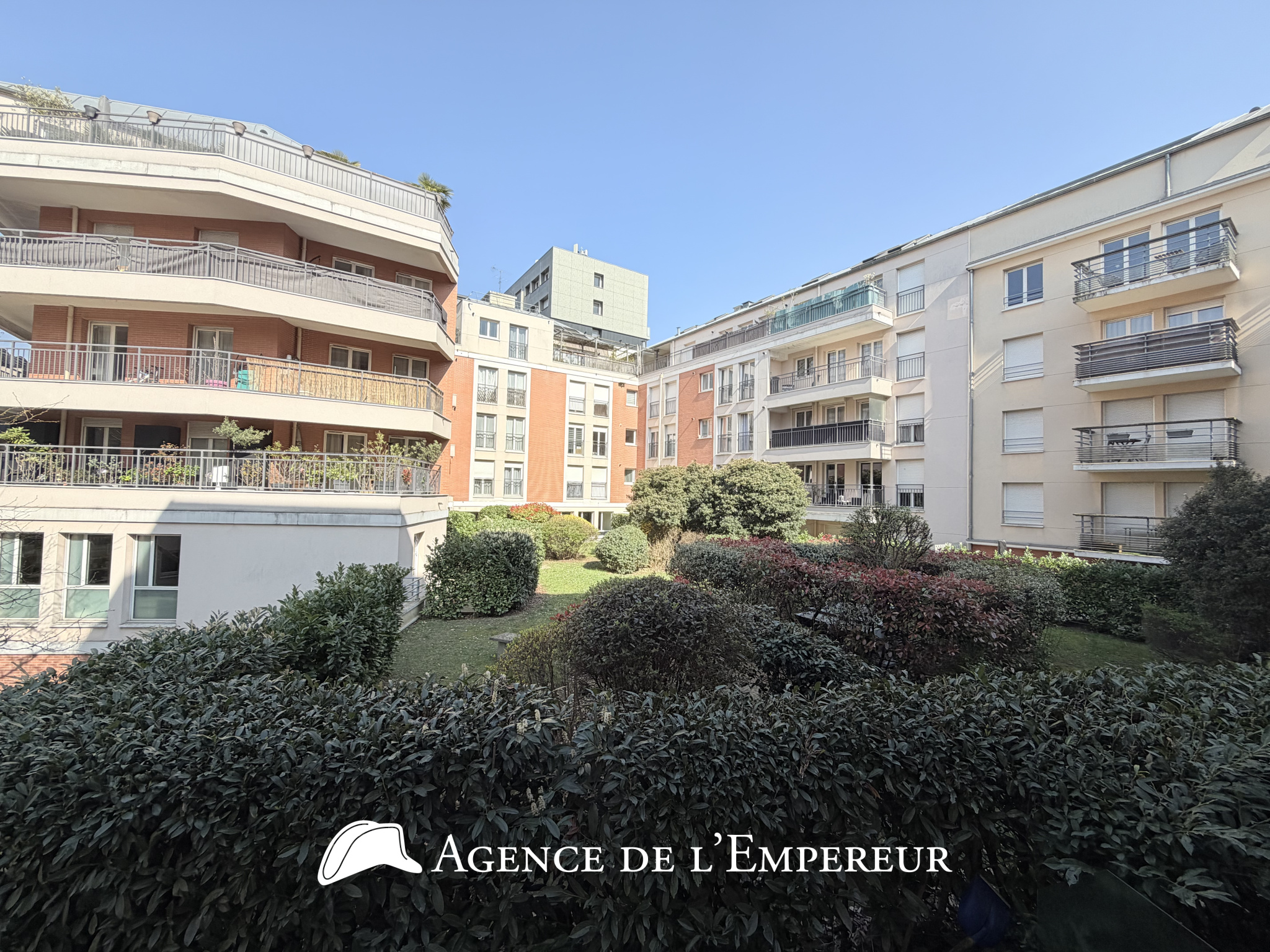 4 Pièces de 84,1 m2 - Suresnes