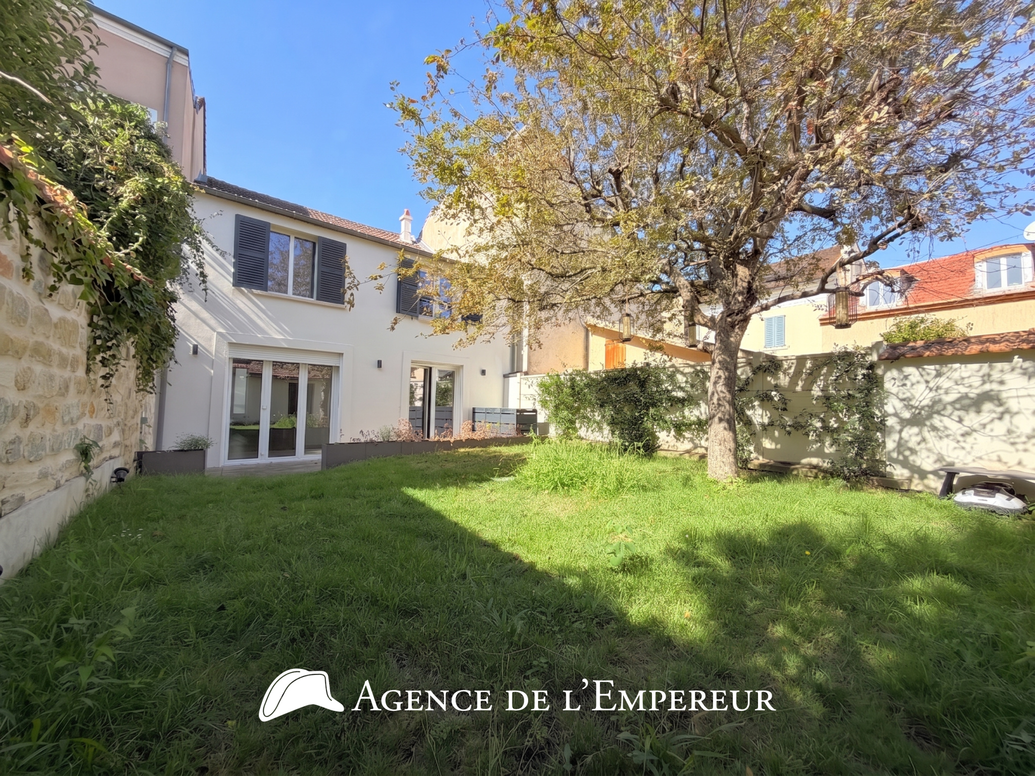 MAGNIFIQUE MAISON EN LOCATION   CŒUR DE VILLE