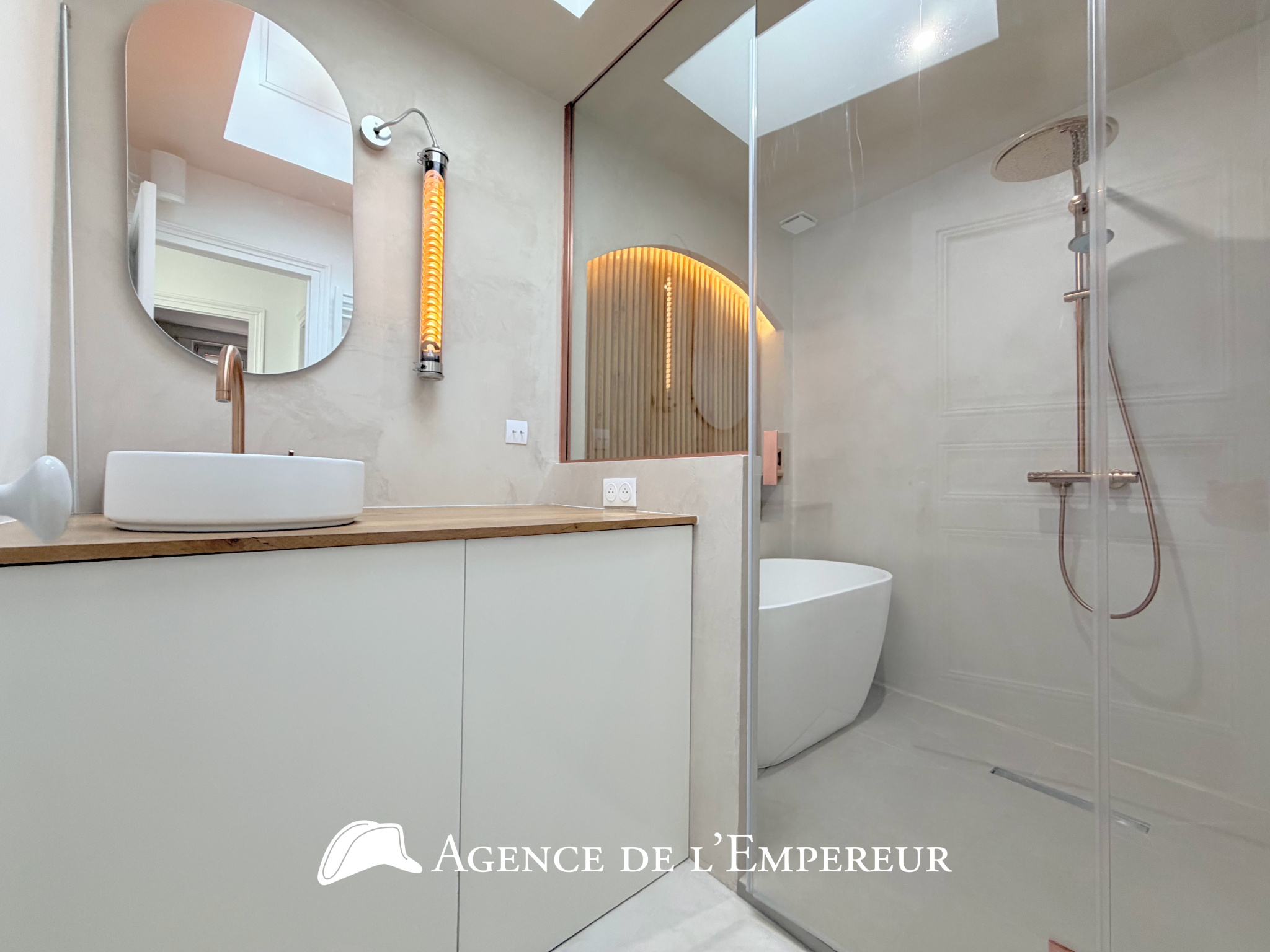MAGNIFIQUE MAISON EN LOCATION   CŒUR DE VILLE