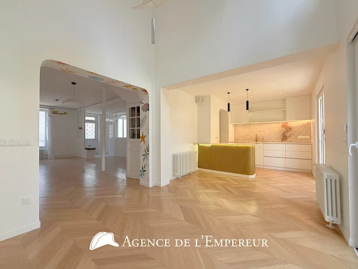 MAGNIFIQUE MAISON EN LOCATION   CŒUR DE VILLE