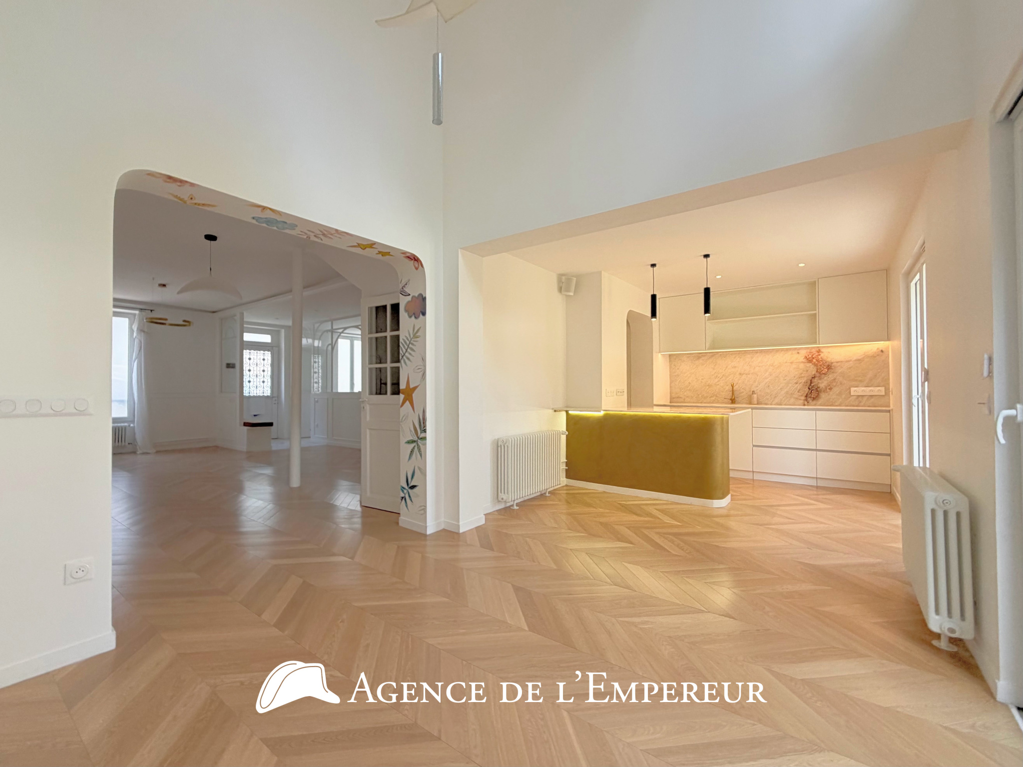 MAGNIFIQUE MAISON EN LOCATION   CŒUR DE VILLE