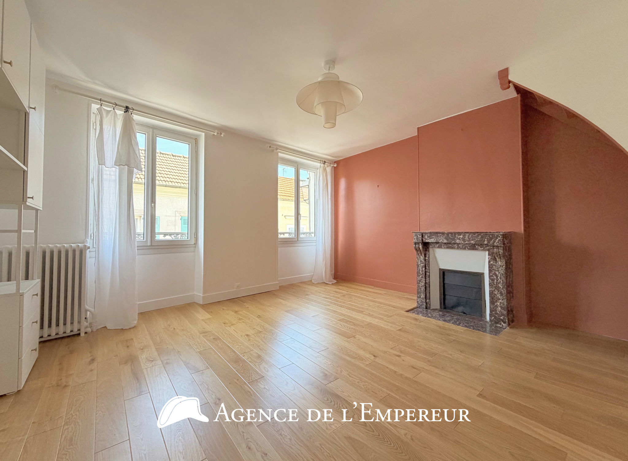 MAGNIFIQUE MAISON EN LOCATION   CŒUR DE VILLE