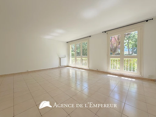 Appartement traversant 5 pièces - Rueil Buzenval - 3