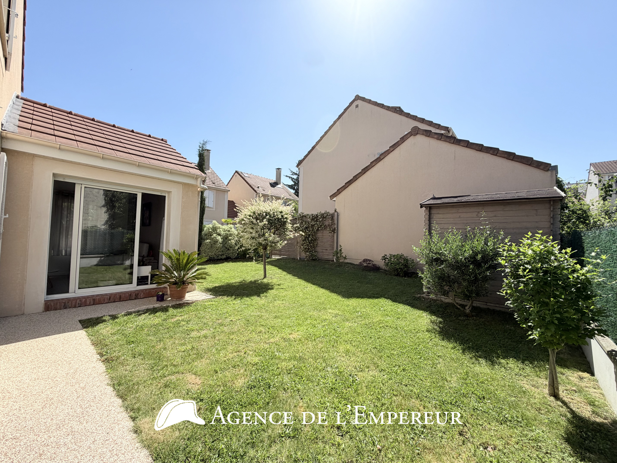 MAISON 4 CHAMBRES NANTERRE, PROCHE RUEIL