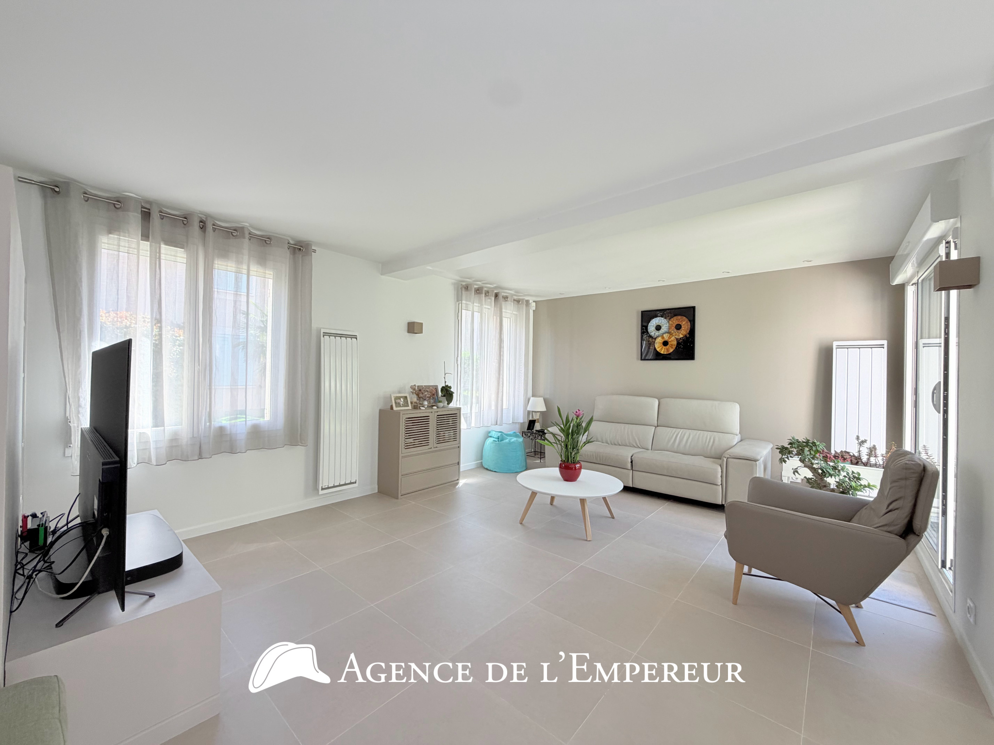 MAISON 4 CHAMBRES NANTERRE, PROCHE RUEIL