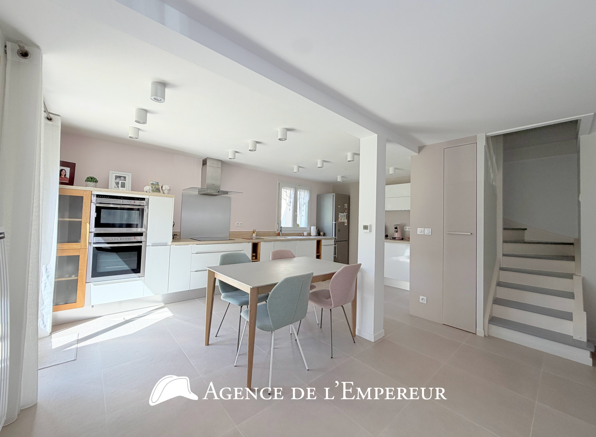 MAISON 4 CHAMBRES NANTERRE, PROCHE RUEIL