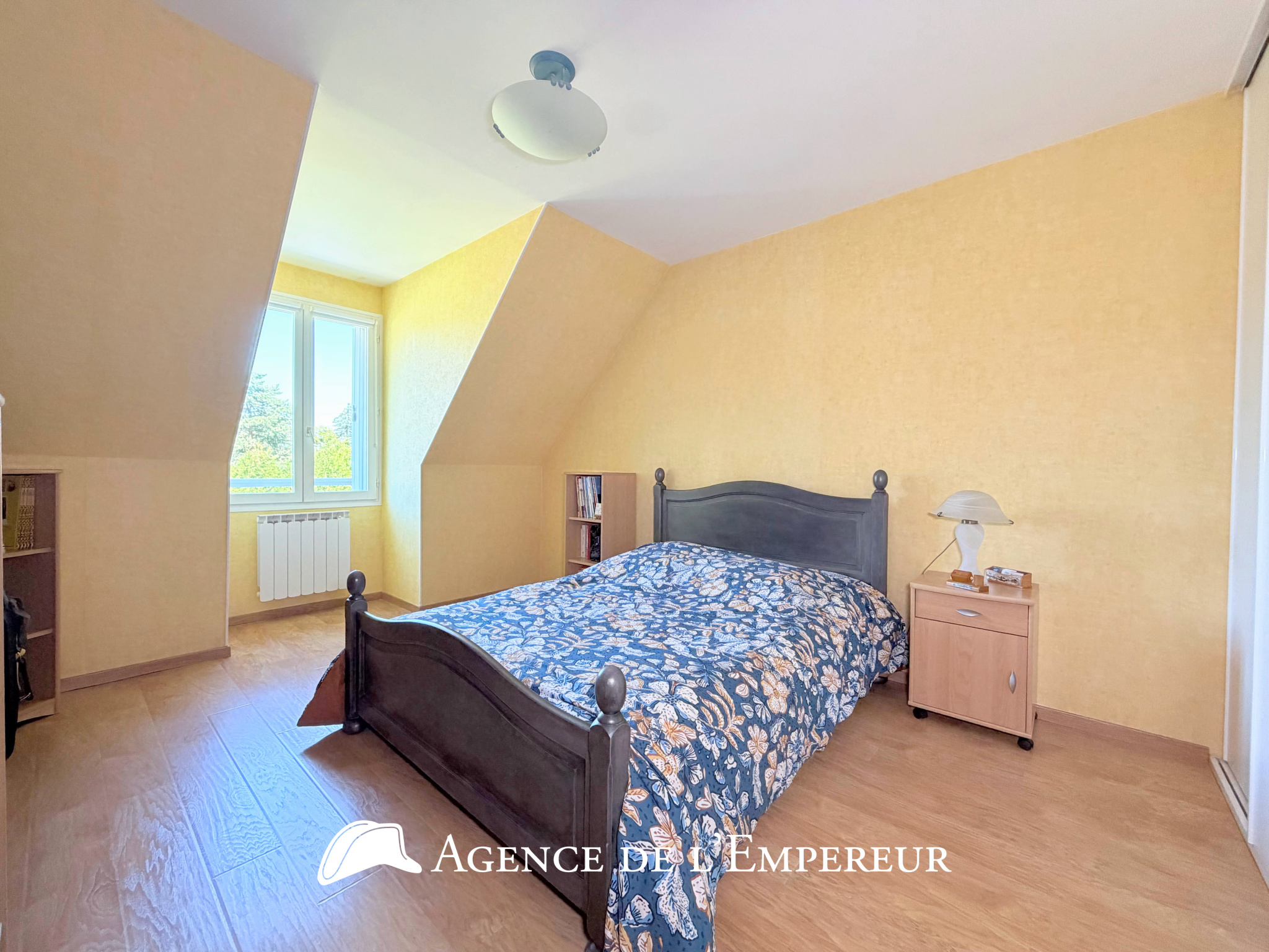Maison 5 chambres, grand jardin, Saint-Cucufa.