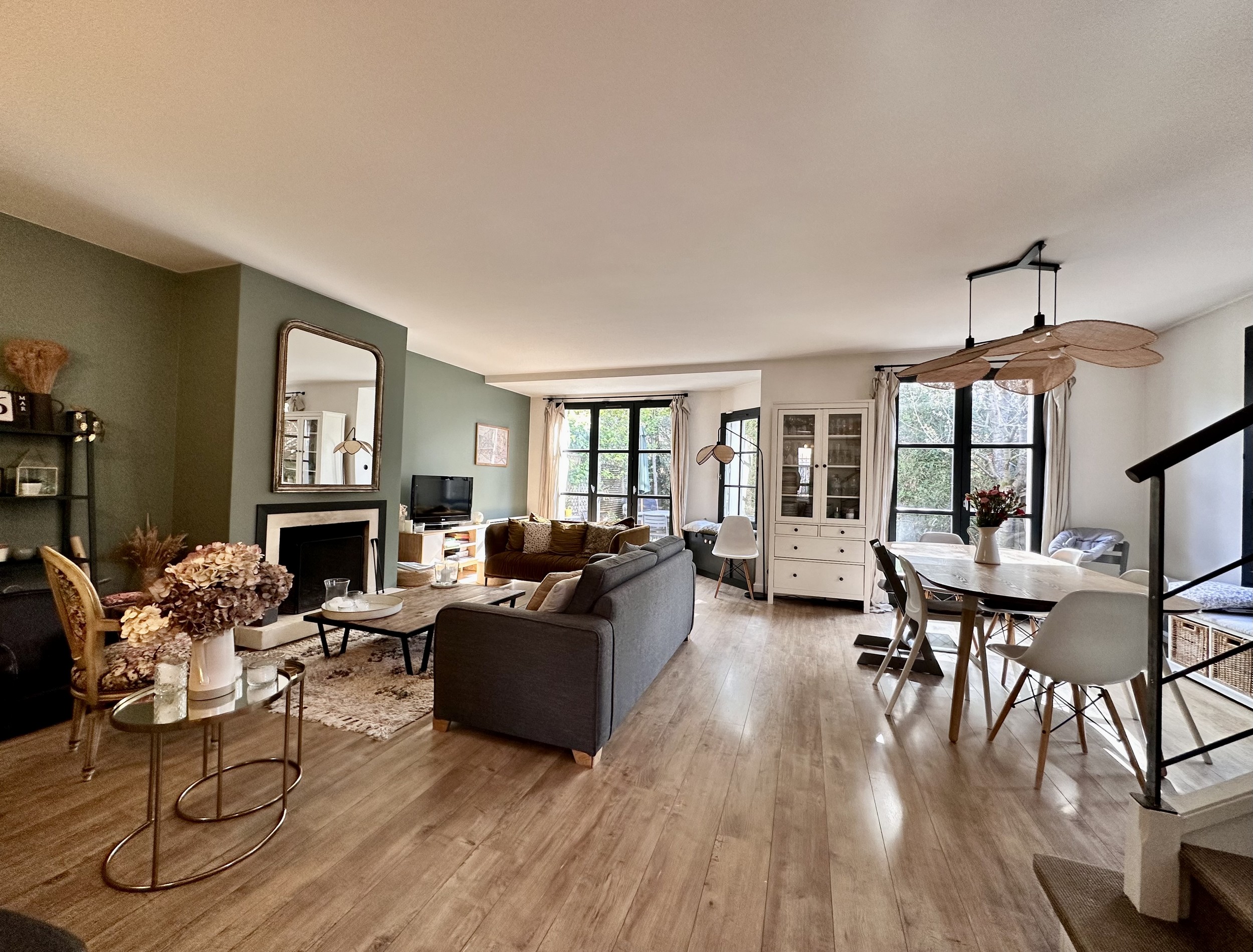 Contact Agence de l'Empereur