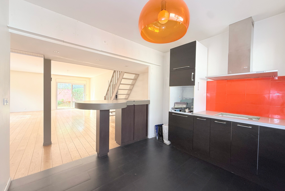 photo_04859df36dd32cf5bef3639f702bc6bb