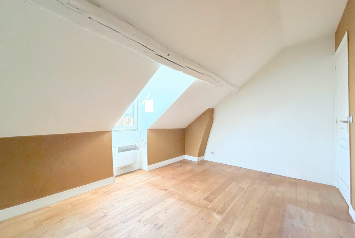 photo_09250a72c91afa7ff4387a16108c7b25