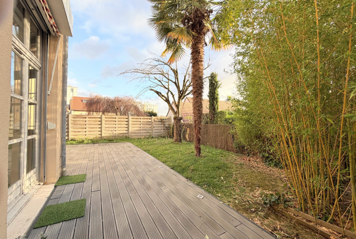 photo_09f8f382f86c5bd73a60c869d72e9c17