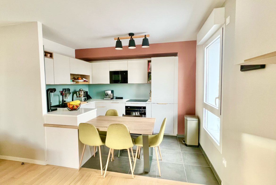 photo_0c6b92afbc22c511ee25084d73538ae7