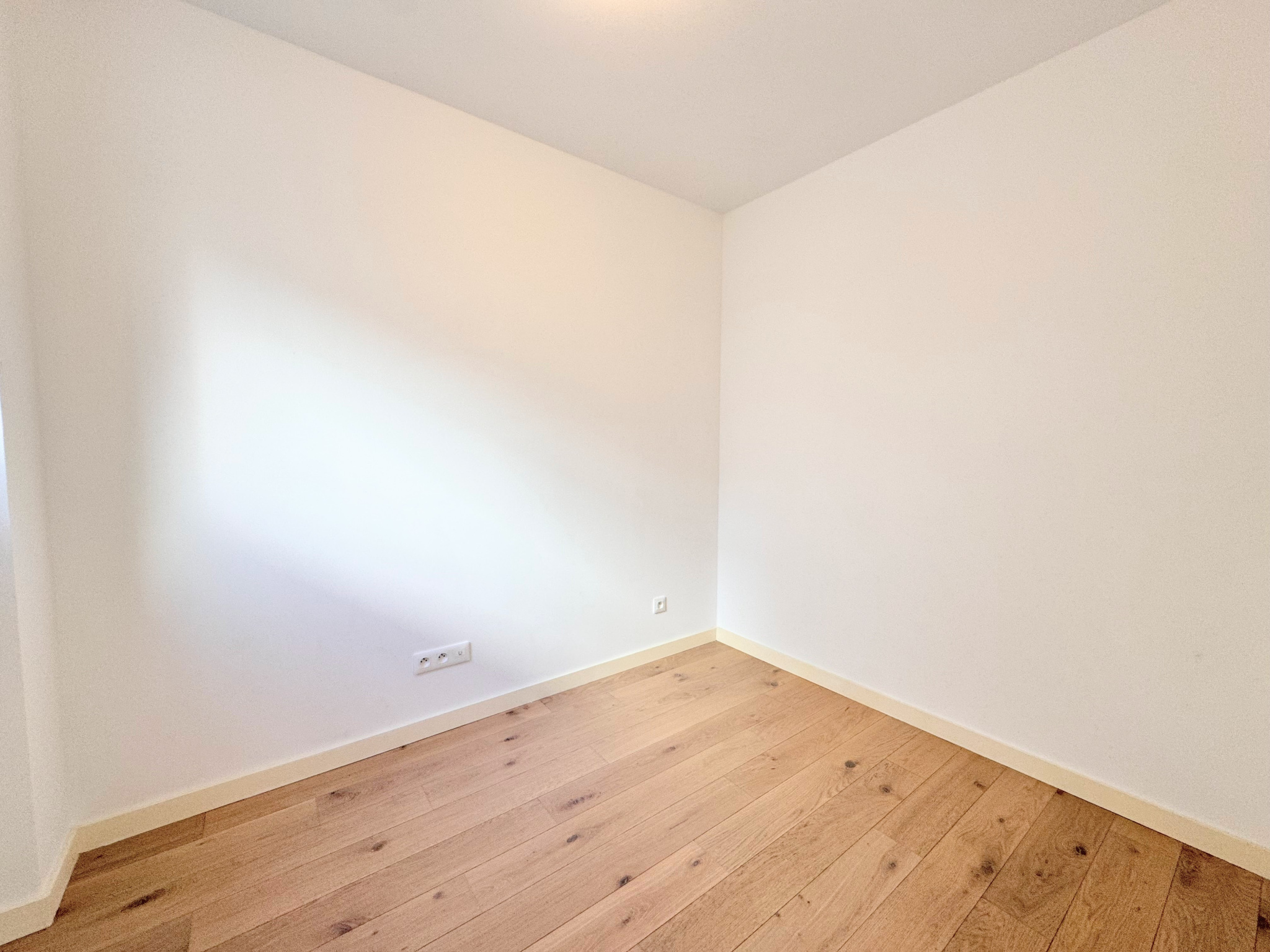 photo_1436dbf414654025a91adeb7e0d74213