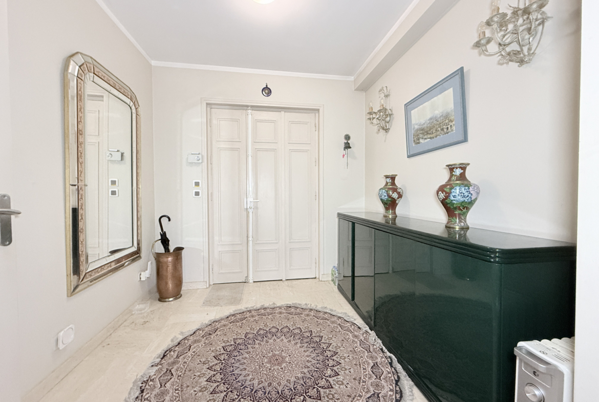 photo_333619f1afa58481590fd26eed720915