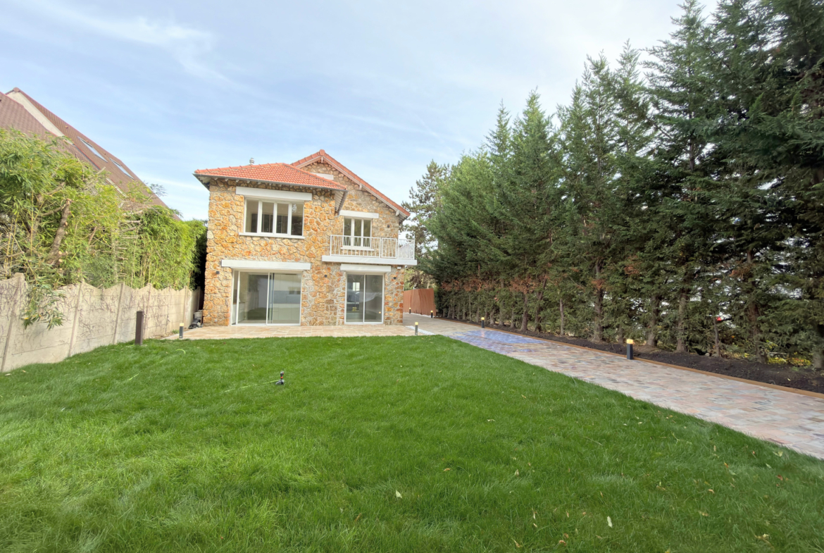 photo_405785b7ae58eb568bd83c1c13d2ba56