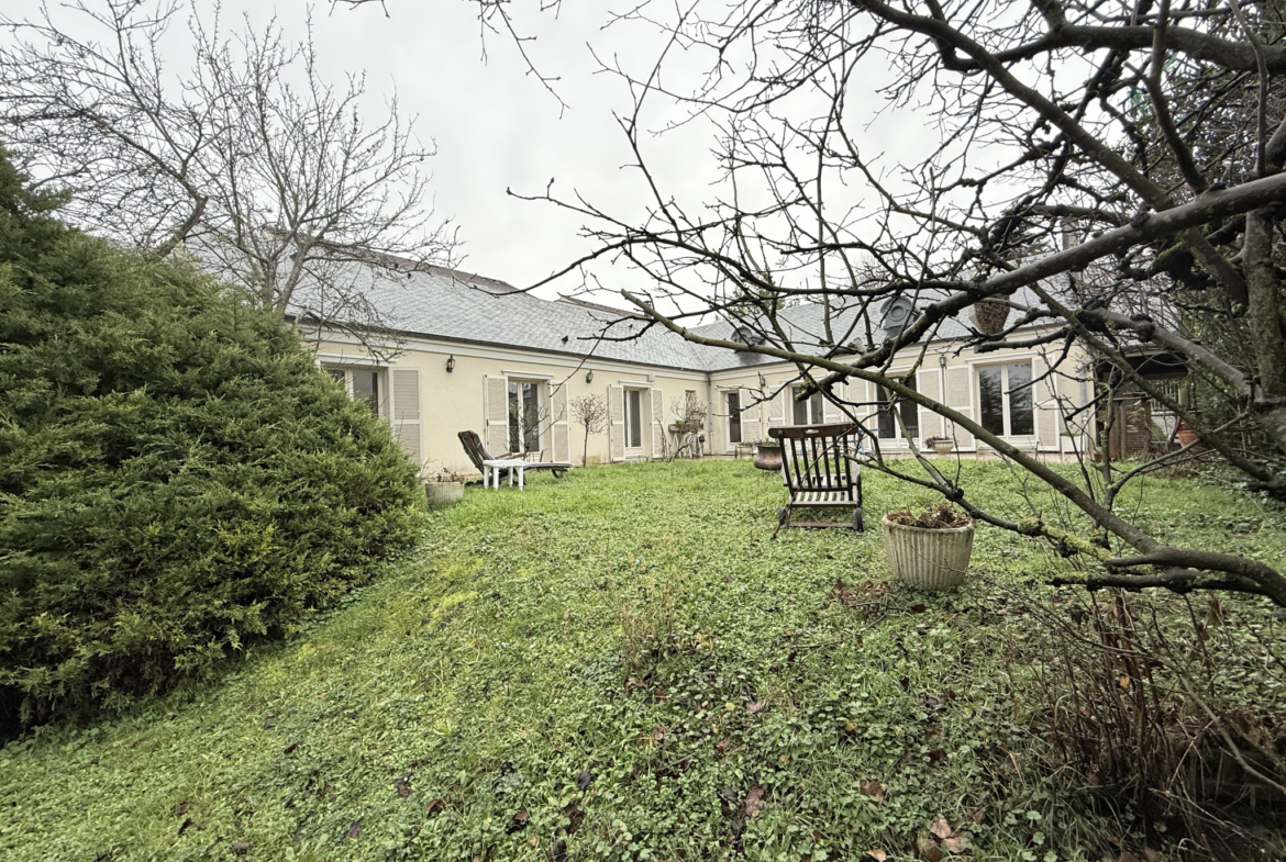 photo_5d9d8d6f36fd7b34ea02c16ada16ed55