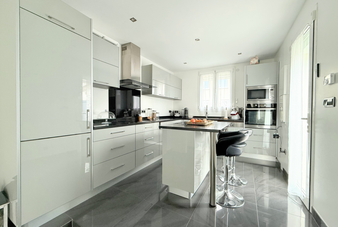 photo_704c6e40cd28c0e6ba5132b2ecef4753