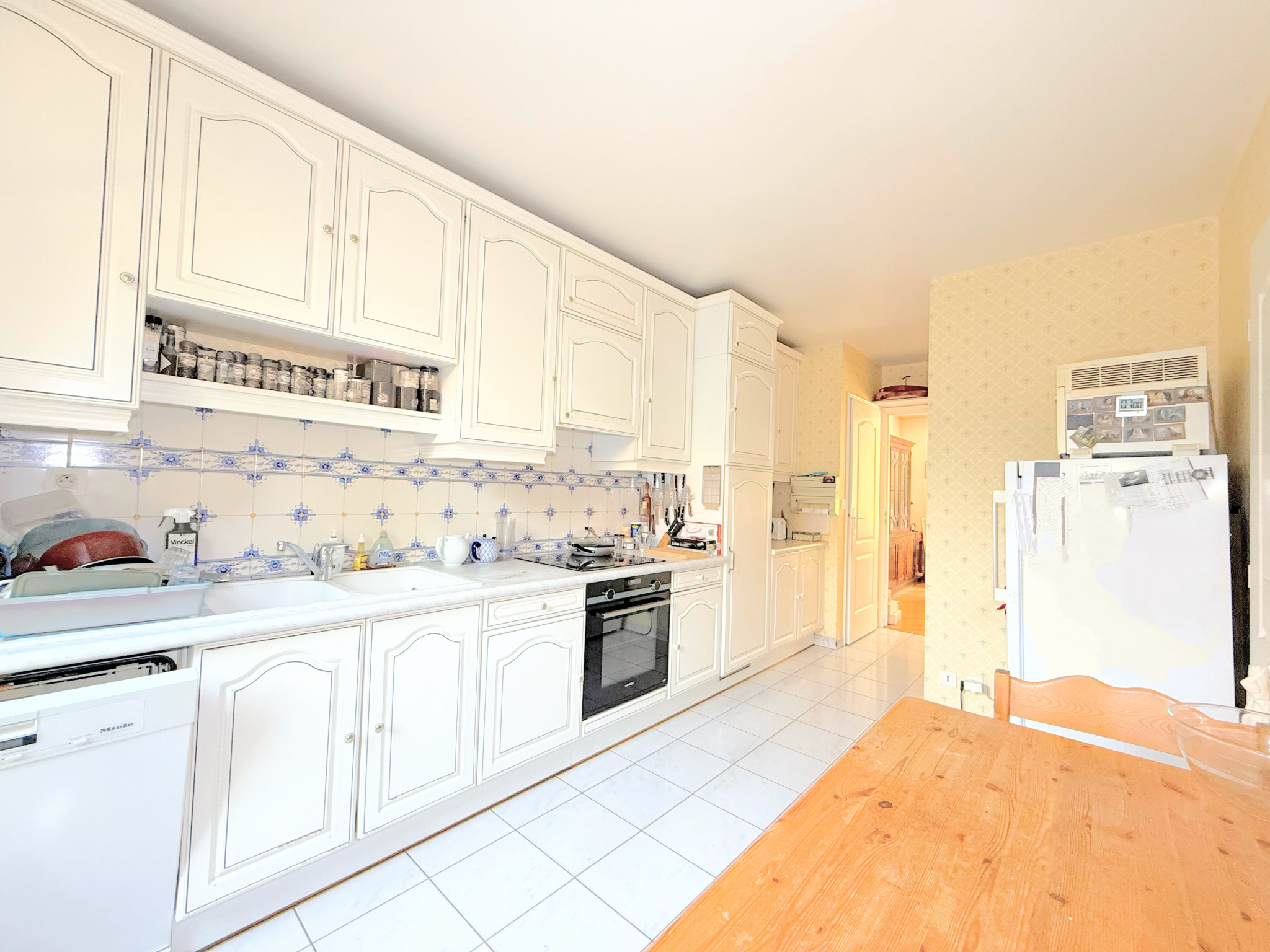 photo_97ca643826d186a88cd43bb9bab4bbb8