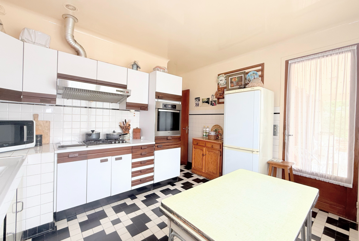 photo_99c6f0f5622755904ea7ea14dff020e3