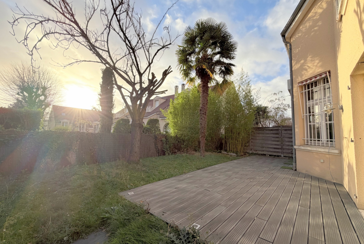 photo_ac8c4a1b145472eaee1957637fbe1611